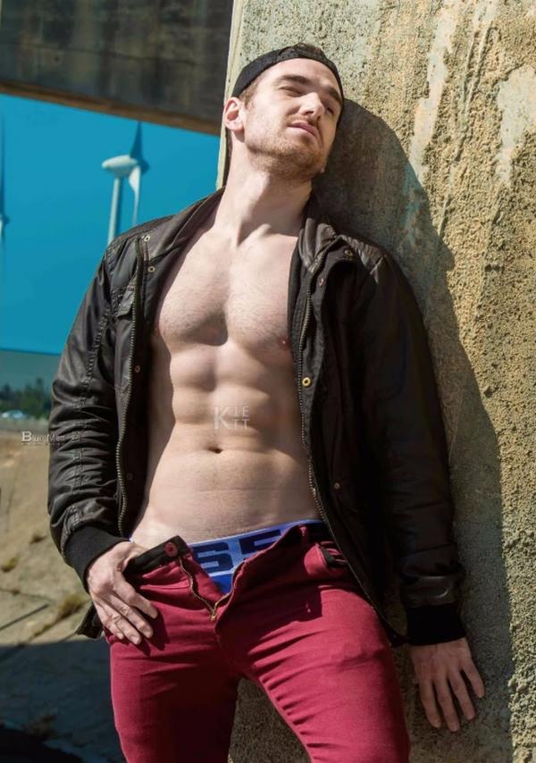 Whoseman-5-補教型男外師-Maxime